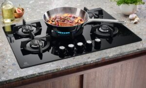 plaque-de-cuisson-gaz-electrolux-5-feux