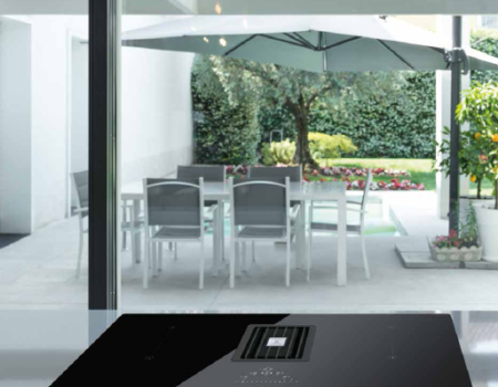 Plaque Induction avec hotte Aspirante Roblin Virtuose -de-cuisson-aspirante-virtuose-noir-virtuose-roblin-ref-6837071